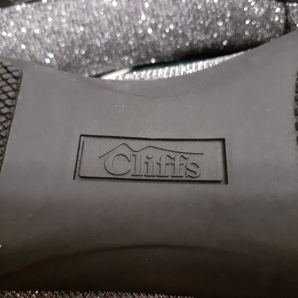 CLIFFS BY WHITE MOUNTAIN SILVER SPARKLE FLATS NEW WITH TAGS - Picture 10 of 13